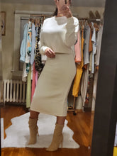 Load image into Gallery viewer, Soft Cream Knit Skirt Set
