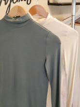 Load image into Gallery viewer, Soft Long Sleeve Top (2 Colors)
